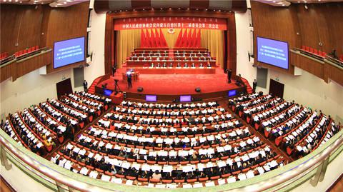 自治区政协委员张学跚:积极开展创新金融服务 支持民营企业的发展