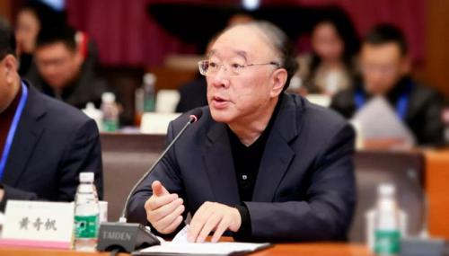【观点】黄奇帆称全球的钱涌向中国是大概率事件,百年不遇。张军也说离开中国将是一个错误